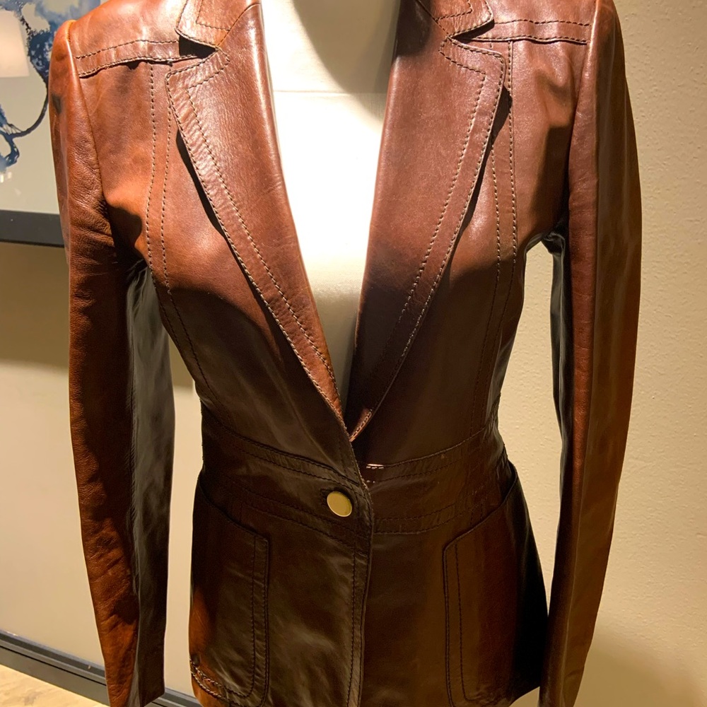 Gucci fitted brown leather blazer style jacket